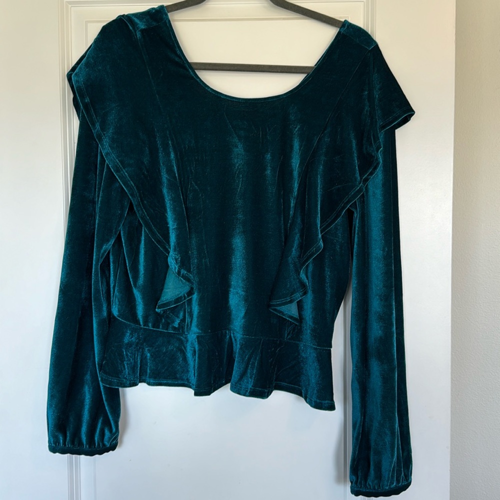 Willow & Clay Velvet Top